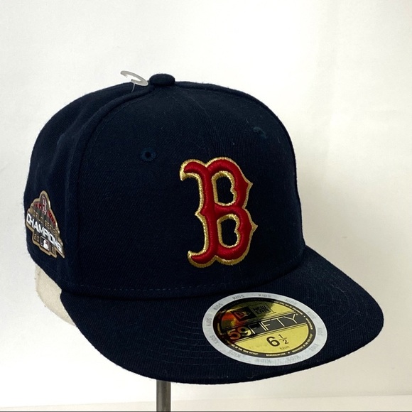 LIMITED BOSTON RED SOX 2018 GOLD TRIM BASEBALL CAP - Picture 1 of 9